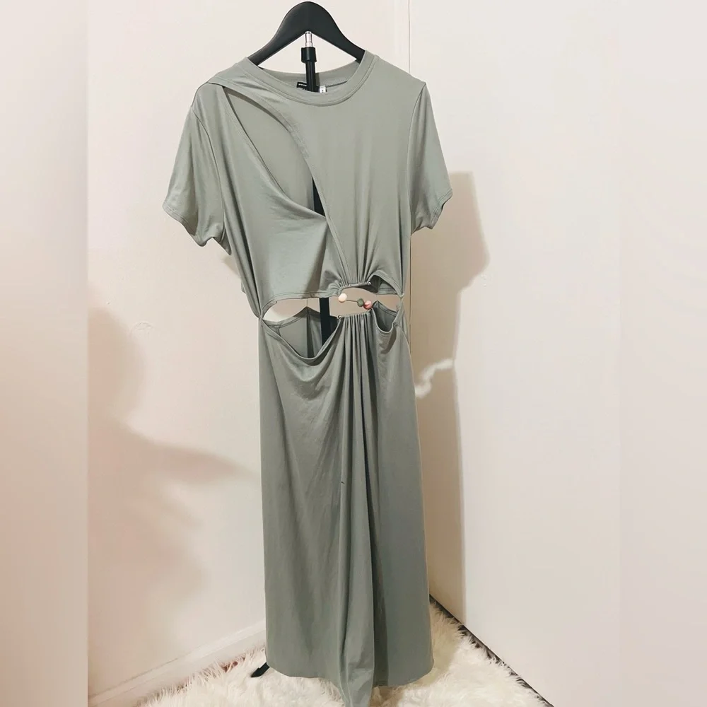 Sage Green Cutout Twist Maxi Dress - Picture 5 of 5